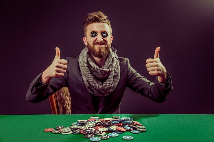 Slots showing Aviator, Sweet Bonanza, Gates of Olympus, Fortune Tiger, Mahjong Ways